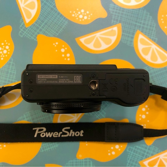 Canon PowerShot G16 - Picture 9 of 13